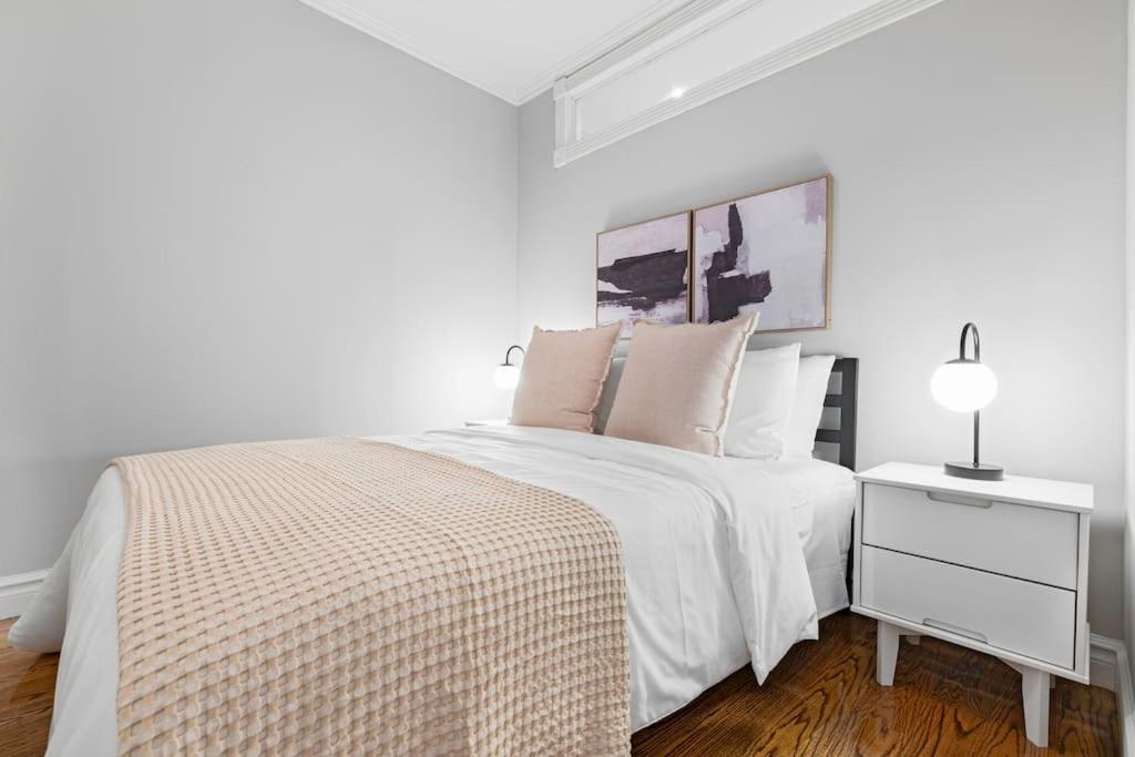 ניו יורק Gorgeous & Bright 3Bdr & 1Bth In Midtown Manhattan מראה חיצוני תמונה